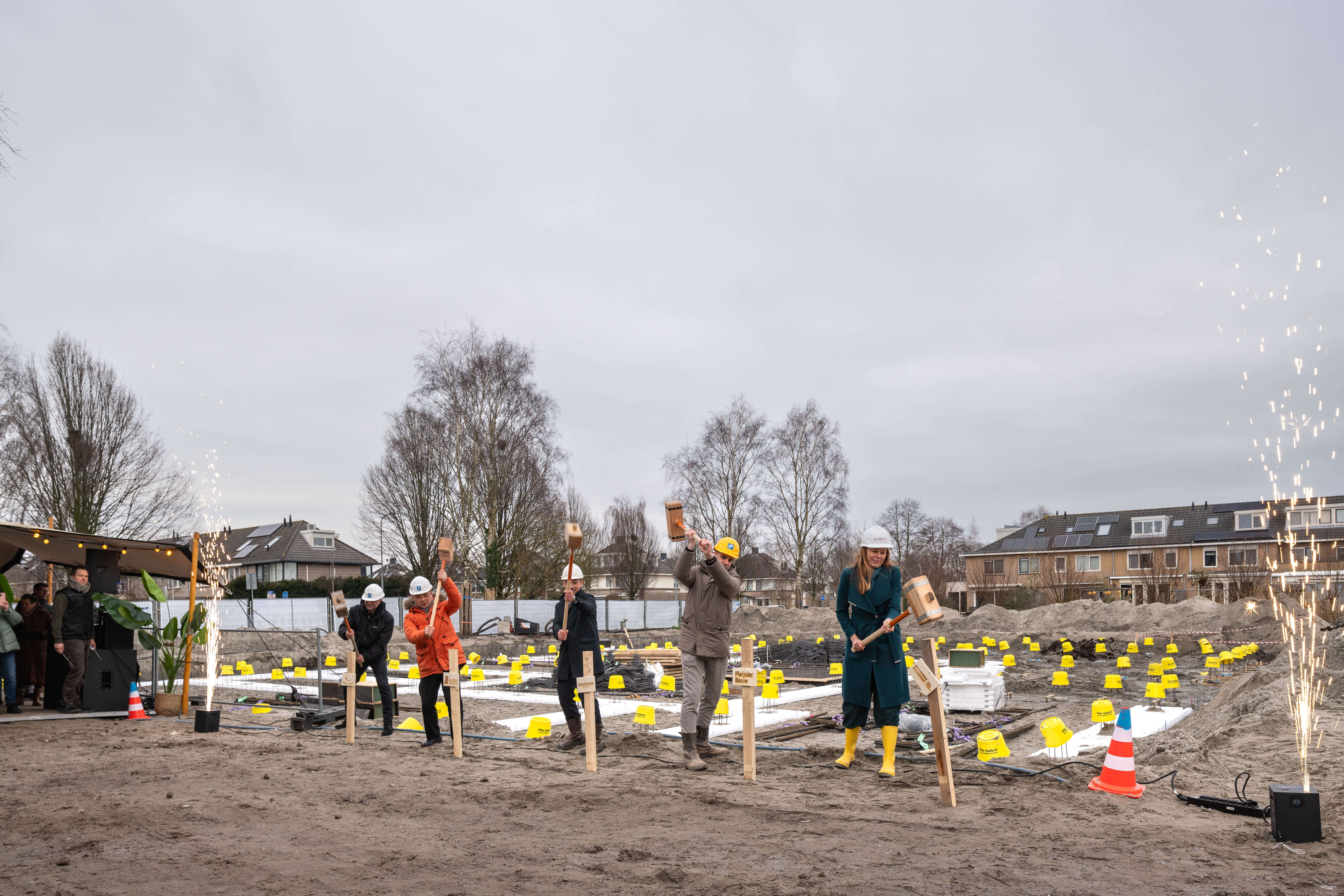 Feestelijke start bouw woon-/zorgcomplex Grote Lijster